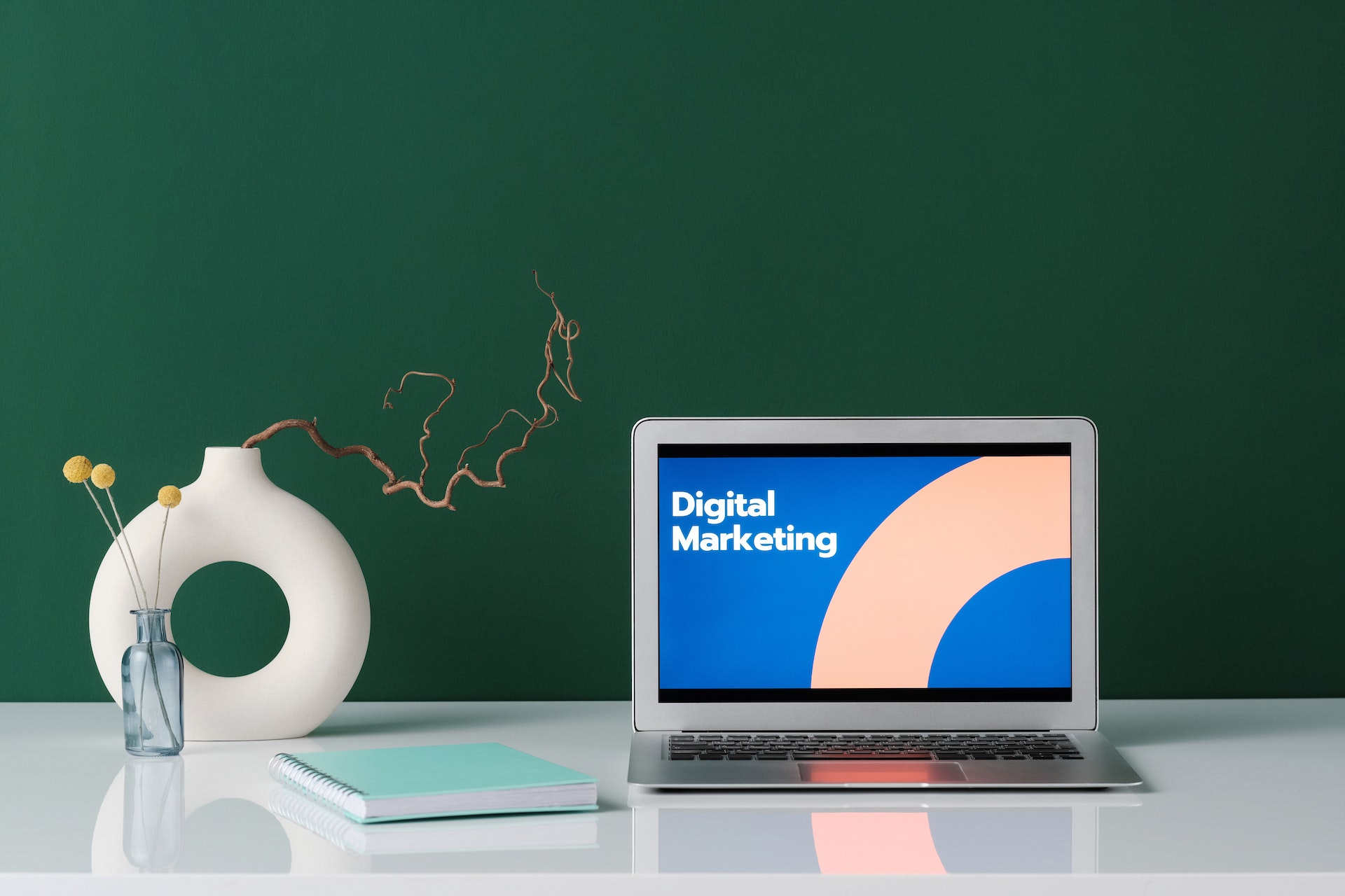 The Advantages of Taking a Digital Marketing Course